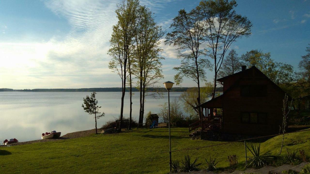 Domek Nad Jeziorem Na Mazurach-Marta Jeziorowskie Bagian luar foto